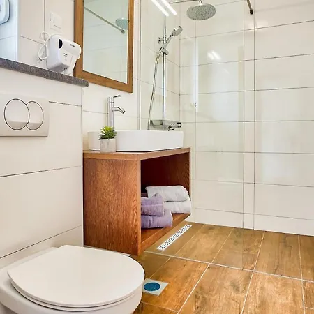 Cld688, Vlahov I * Szybenik