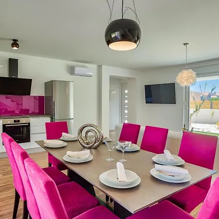 Holiday home Cld688, Vlahov I