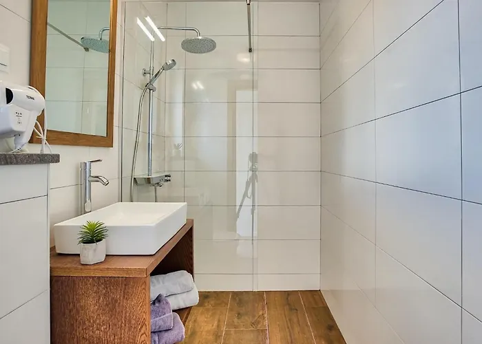 Cld688, Vlahov I Šibenik