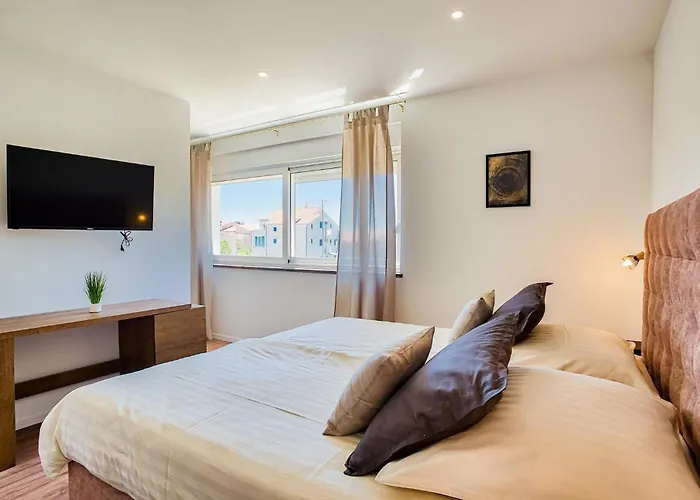 Cld688, Vlahov I 度假居