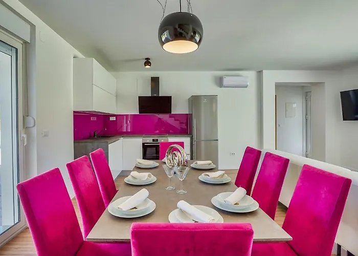 Cld688, Vlahov I Сasa de vacaciones Šibenik